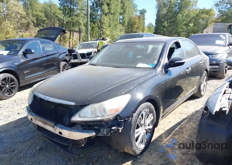 2010 Hyundai Genesis 4.6 from USA, damaged, VIN KMHGC4DF8AU069973
